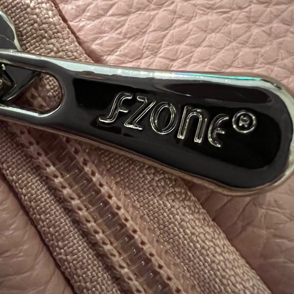 S-Zone Backpack - Picture 5 of 8